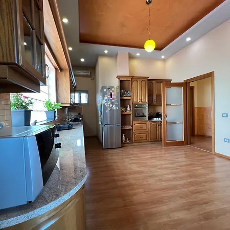 شقة 189 تيرانا